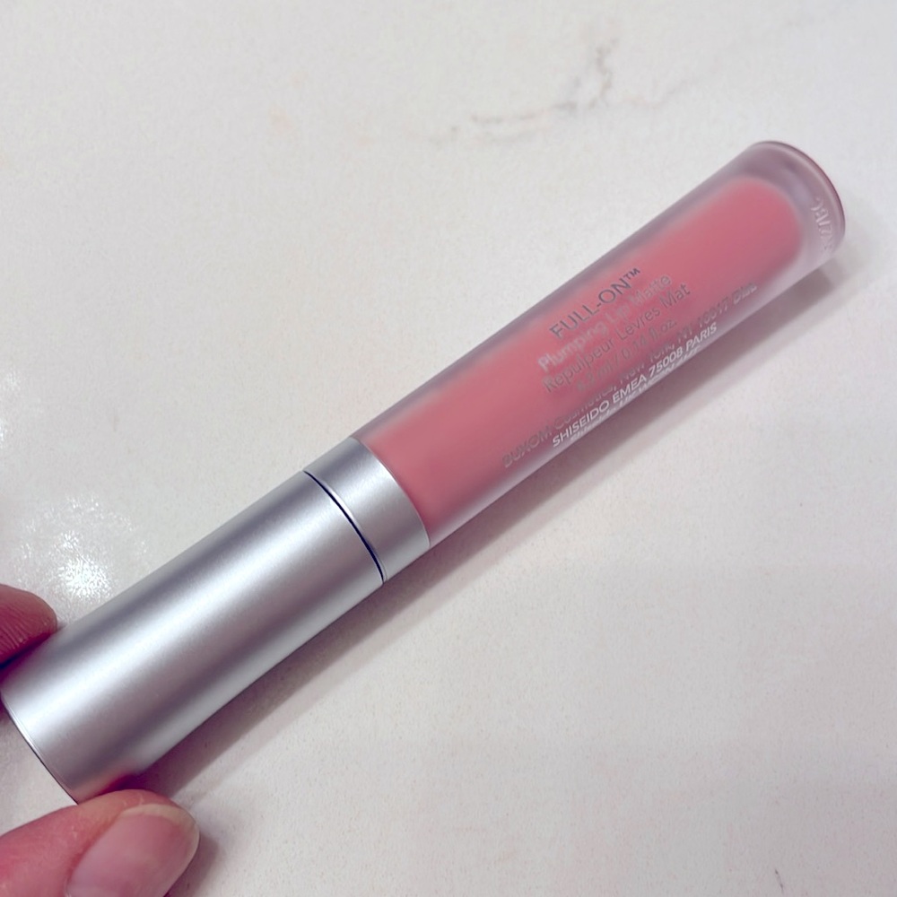 Full-On Plumping Lip Matte- Catching Rays - Picture 6 of 6